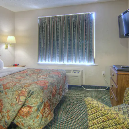 Crestwood Suites Of Orlando-Ucf Area